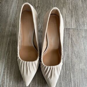 Elegant Cream Women's Shoes